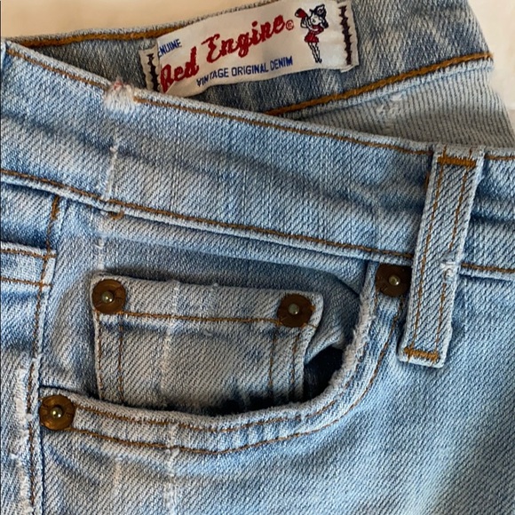 Red Engine denim Capris - Picture 2 of 5